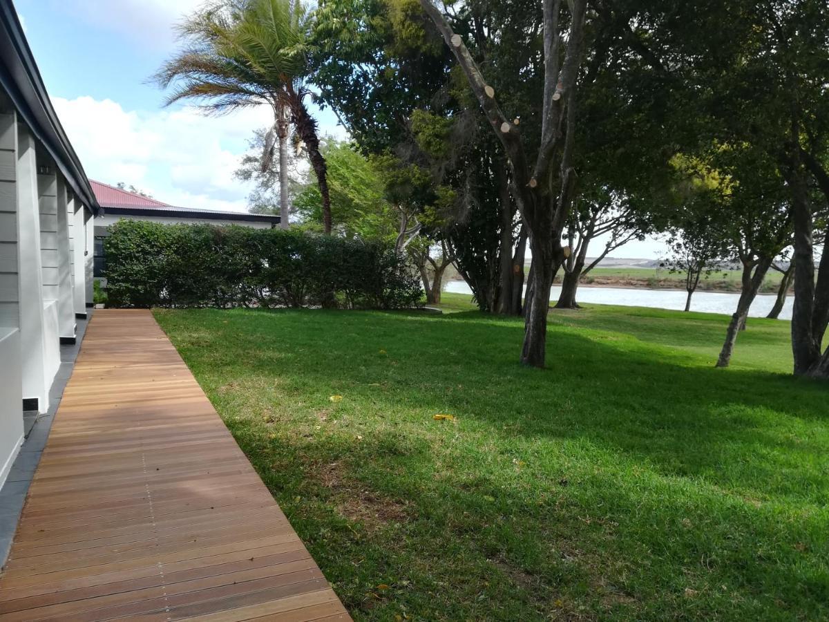 The Gamtoos Ferry Hotel Jeffreys Bay Exterior foto